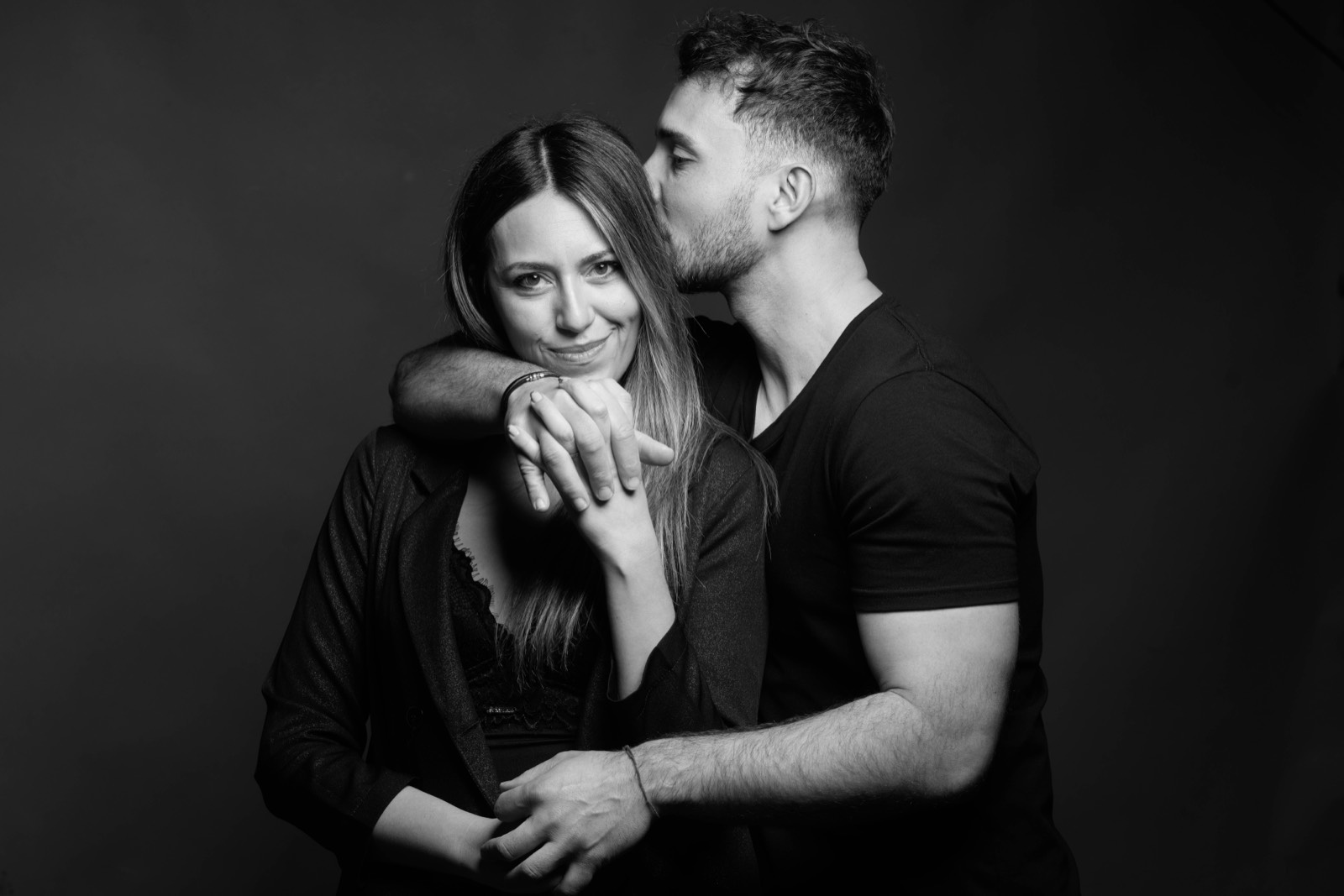 Retrato de estudio en blanco y negro
